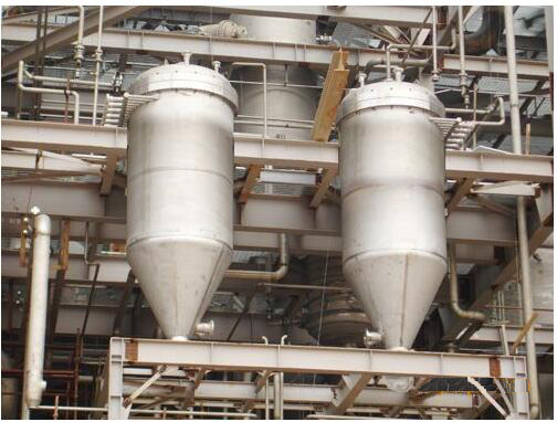 燭式過濾器安裝現場2.jpg 燭式過濾器安裝現場2.jpg